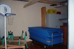 569_turnhalle-geraete1